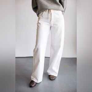 Citizens Of Humanity Brynn Wide Leg Jeans in White Tulip Size 25